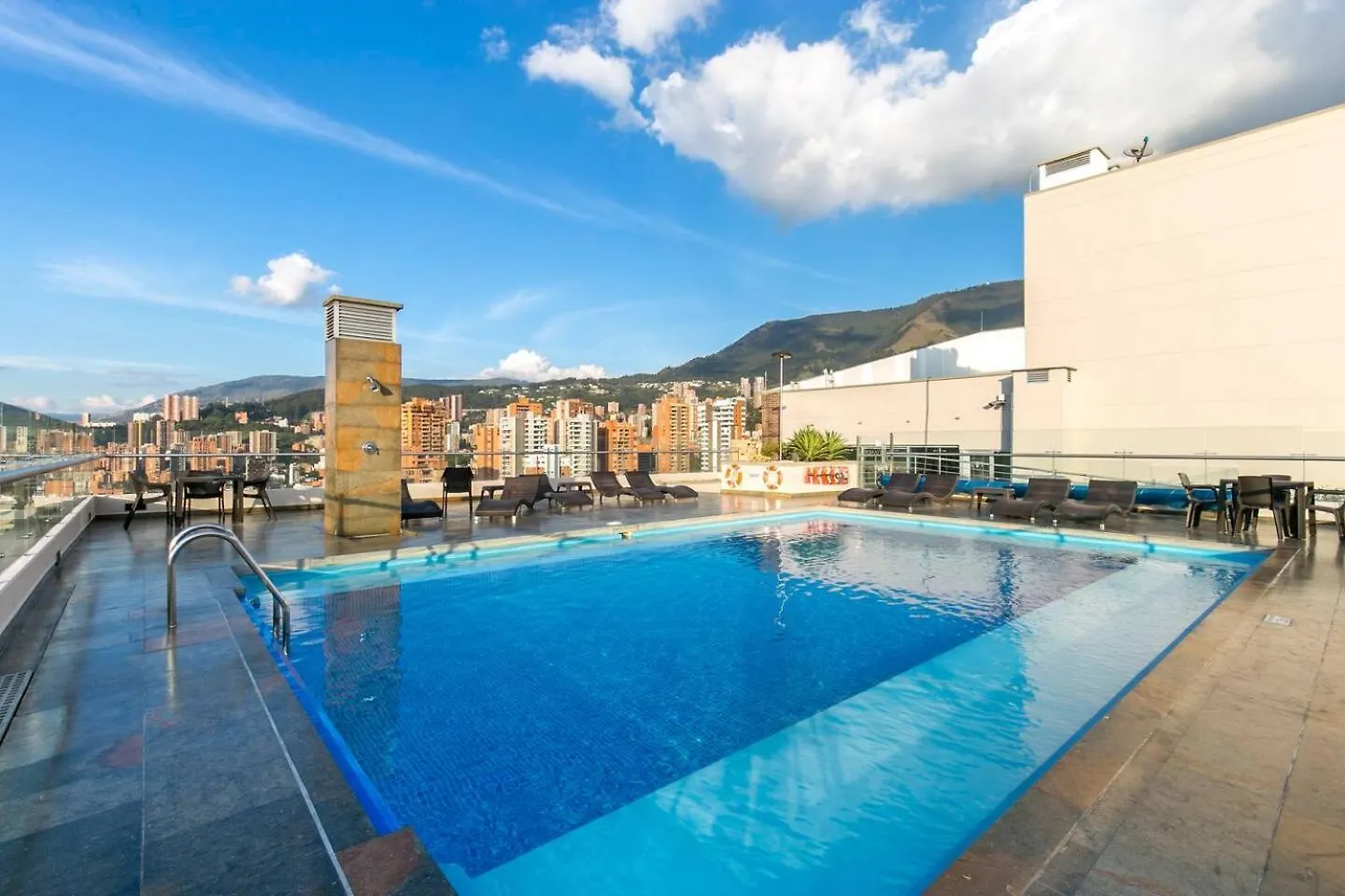Amazing Apartment In El Poblado Medellín