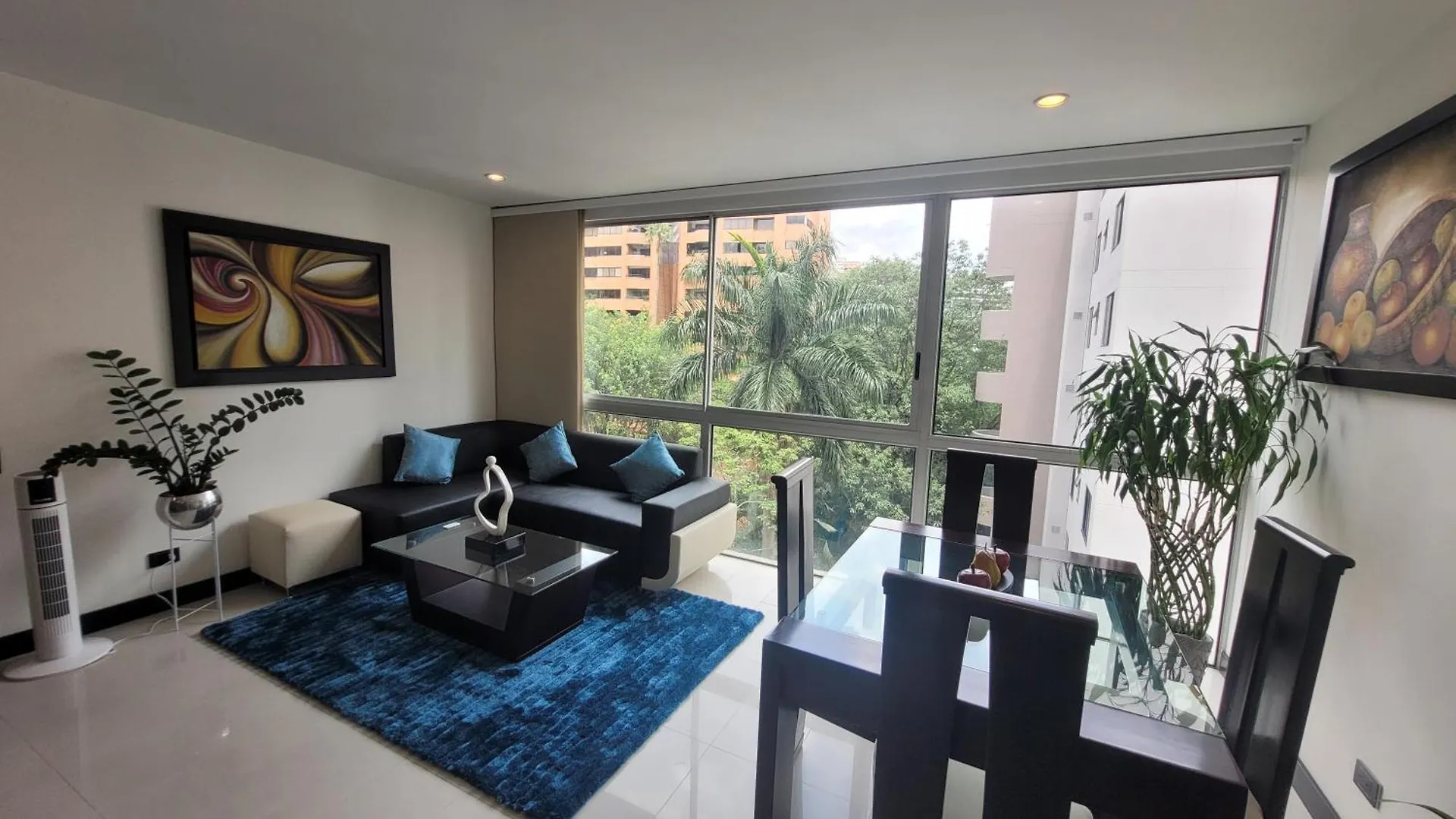Amazing Apartment In El Poblado 메딜린