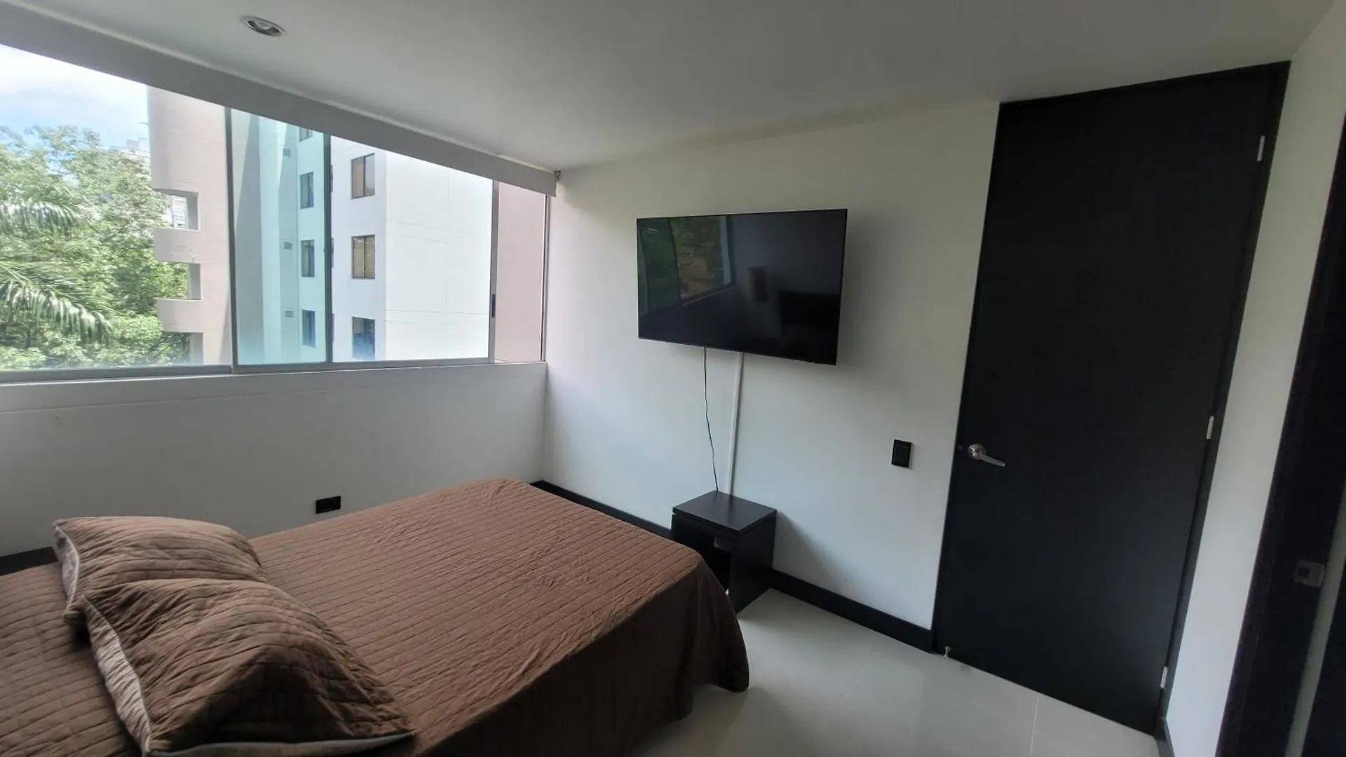 Amazing Apartment In El Poblado 메딜린 0*,